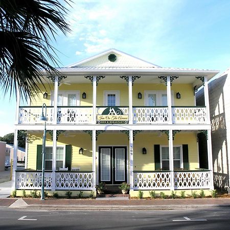 Inn On The Avenue New Smyrna Beach Exterior photo