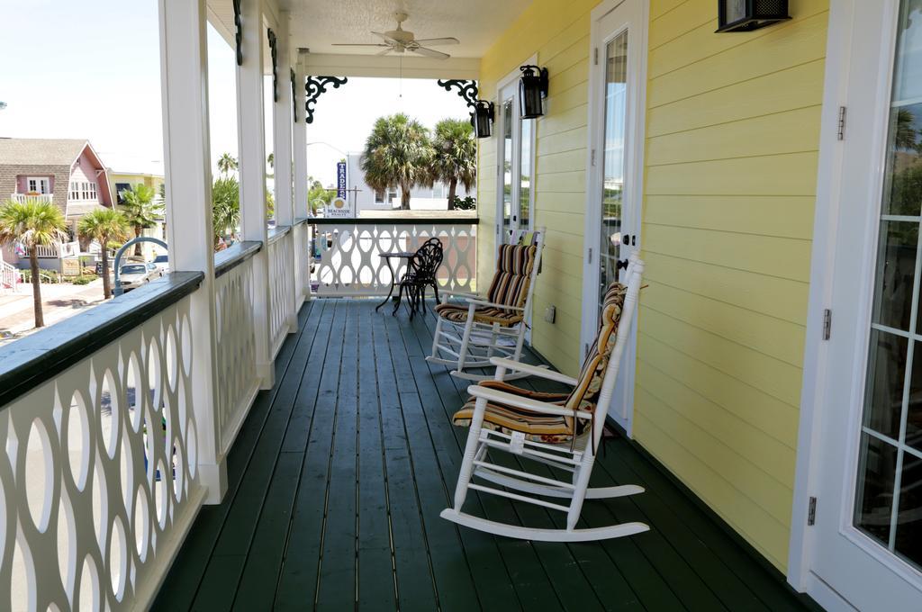 Inn On The Avenue New Smyrna Beach Exterior photo